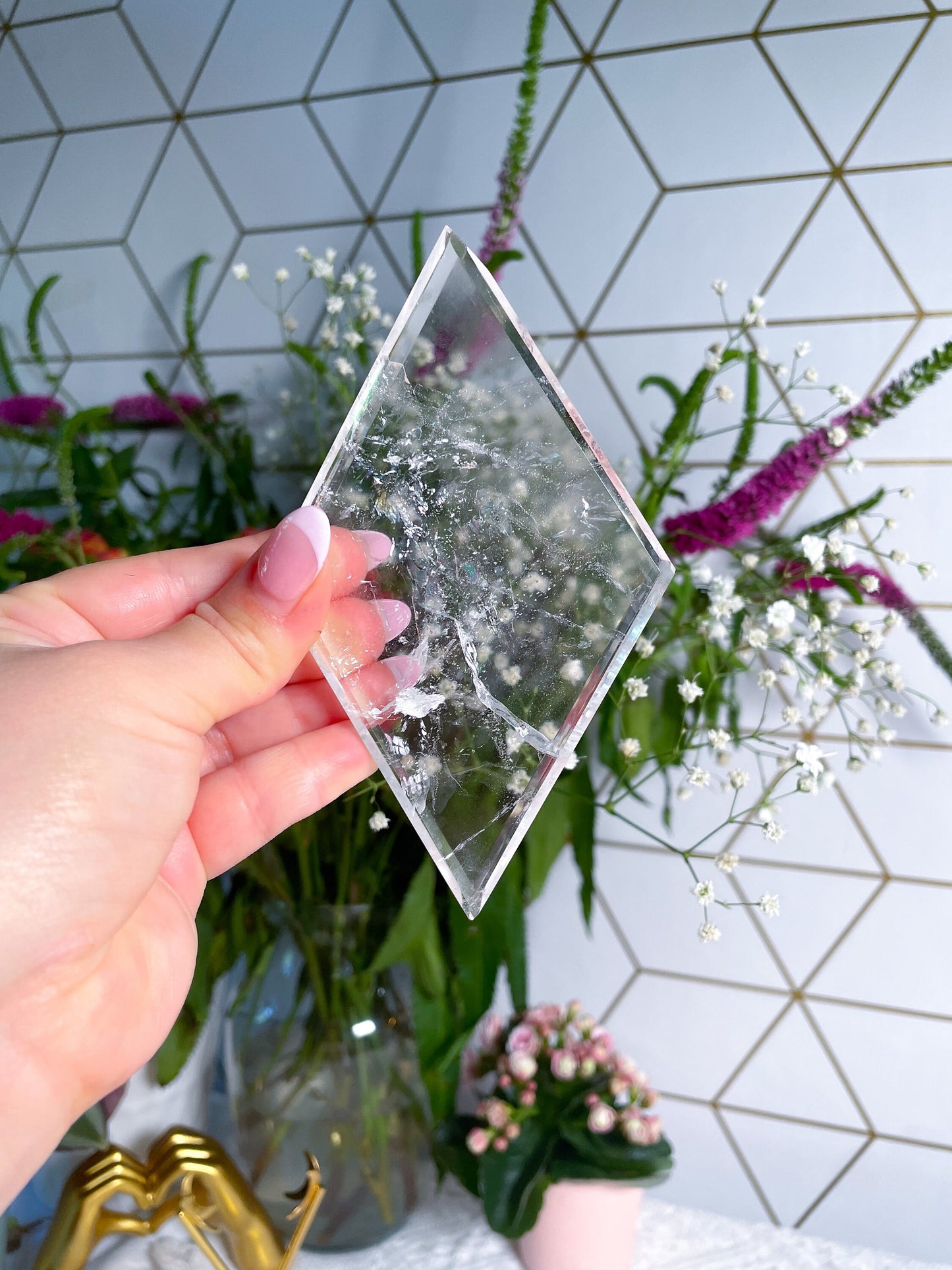 Clear Quartz Diamond with Stand - Crystals with Stands Diamond Shaped Crystals - Clear Quartz - BEAUTIFUL T5-2
